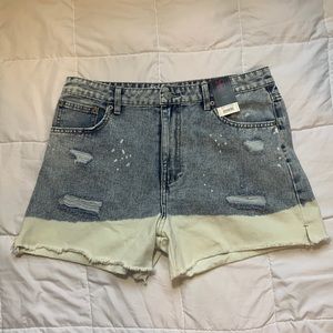 NWT distressed jean shorts
